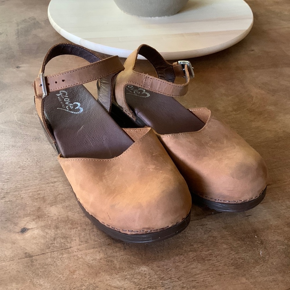 Tan Leather Clogs